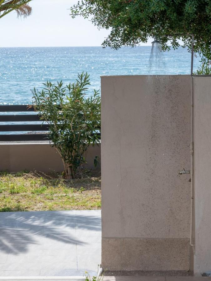 Atalanti Seaside Junior Suites Keratokampos Exterior foto